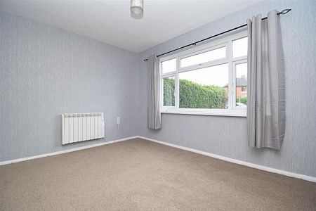 Edge Avenue, Dewsbury - Photo 2