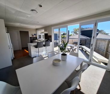 21 Tarahua Road, Vogeltown - Photo 3