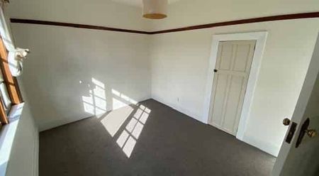 Good Location 2 bedroom home - Photo 3