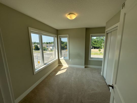 For Lease - 177 Edgevalley Road Unit# 29, London East, Ontario - Photo 1
