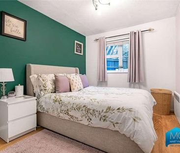 Chiltern Court, Pages Hill, Muswell Hill, N10 - Photo 3