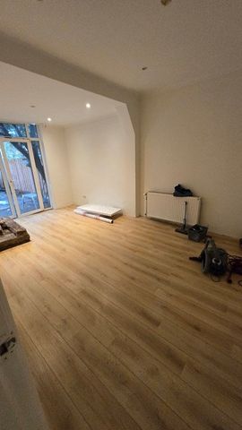 Te huur: Appartement Bestevâerstraat in Amsterdam - Foto 2