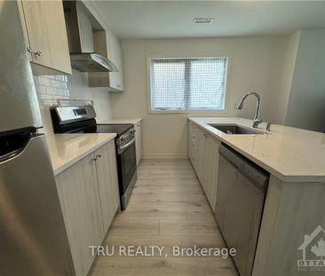 For Lease - 956 CHAPMAN MILLS Drive, Barrhaven, Ontario - Photo 2