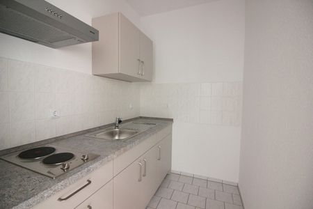 Single-Küche ist schon drin- 1-Raum-Wohnung mit Wanne und Balkon - Foto 2