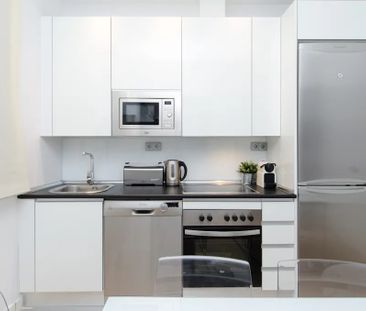 Calle de los Bordadores, Madrid, Community of Madrid 28013 - Photo 6