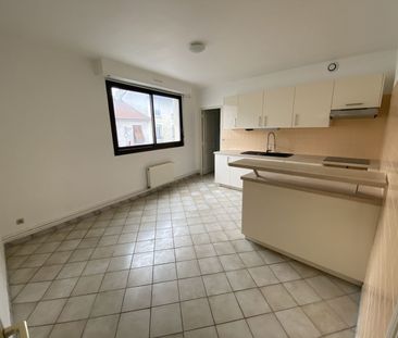 Location Appartement 4 pièces 104m² - Photo 6