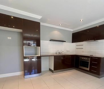 Modern 1-Bedroom Home in Prime Mount Annan Location - Photo 4