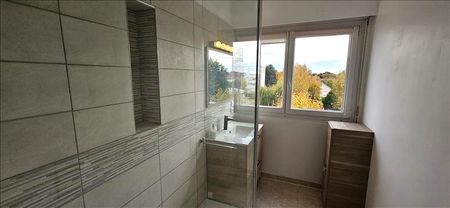 3 pièces - 67,94 m² - 3ème étage - Colocation non autorisée - Photo 2