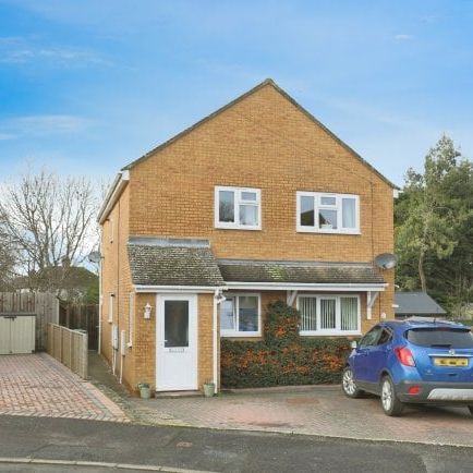 Colletts Gardens, Broadway, WR12 - Photo 1