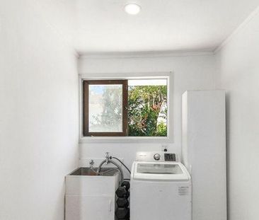 Three bedroom home! - Photo 3
