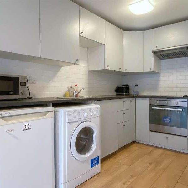 Wellington Street, Luton, LU1 - Photo 1