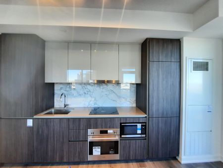 For Lease - 8 Interchange Way Unit# 802, Vaughan, Ontario - Photo 4