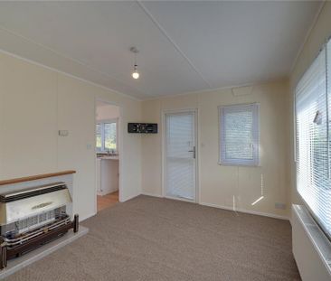 2 bedroom detached house to rent - Photo 2