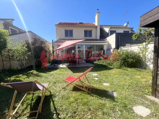 MAISON FAMILIALE AVEC JARDIN – SECTEUR CALME ET RECHERCHÉ ! - Photo 1