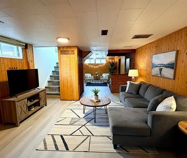 For Lease - 83 Kulpin Avenue, Bradford West Gwillimbury, Ontario - Photo 2