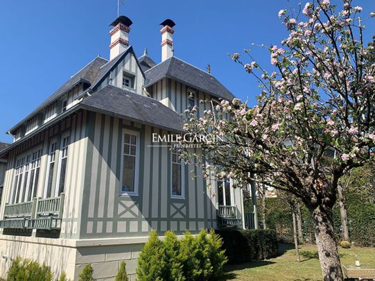 Propriété Anglo-Normande en plein coeur de Deauville - location saisonnière - proche mer- jardin - Photo 1