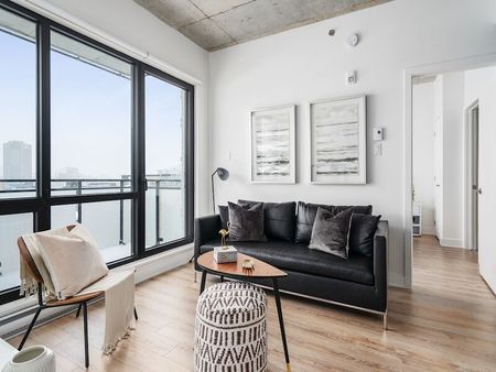 Nuberri Rental Apartments in Ville-Marie, Quartier Latin and Quartier des spectacles - Photo 2