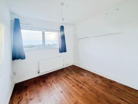 2 bedroom semi-detached bungalow to rent - Photo 4