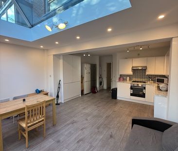 Room in a Shared House, Barnfield Place, E14 - Photo 6