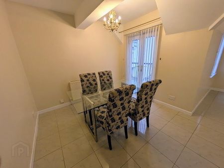 9 The Courtyard Mary Street, Newtownards, BT23 4GB - Photo 4