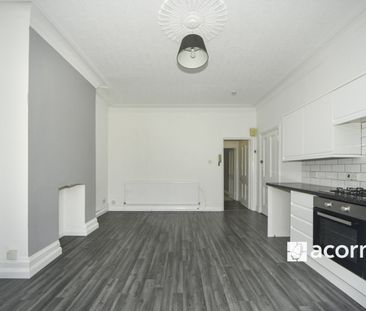 Flat to rent - Rosenthal Road, Catford, SE6 - Photo 5