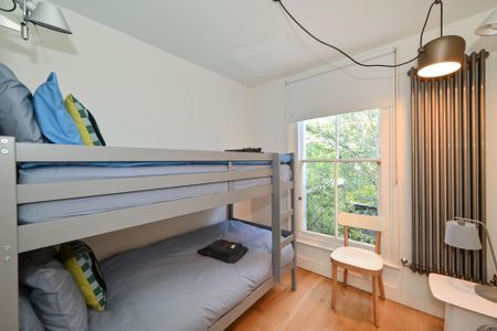 3 bedroom apartment to rent - Photo 2