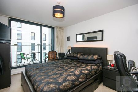 Gavin Bank, Geoffrey Watling Way, Norwich - Photo 4