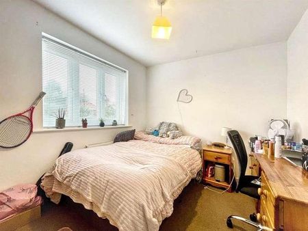 Filby Close, Norwich, NR5 - Photo 3