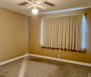 For Lease - 1984 Glendale Drive, Pickering, Ontario - Photo 5