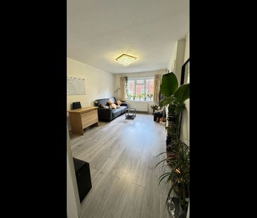 1 Bed Maisonette, Whisperwood Close, HA3 - Photo 4