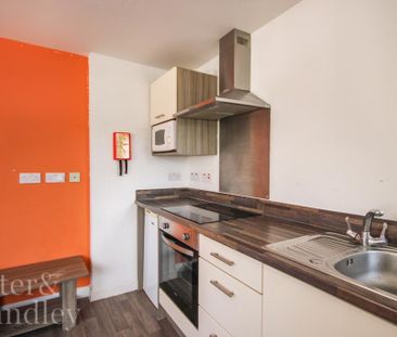 Studio to rent - Photo 1