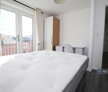2 bedroom flat to rent - Photo 5
