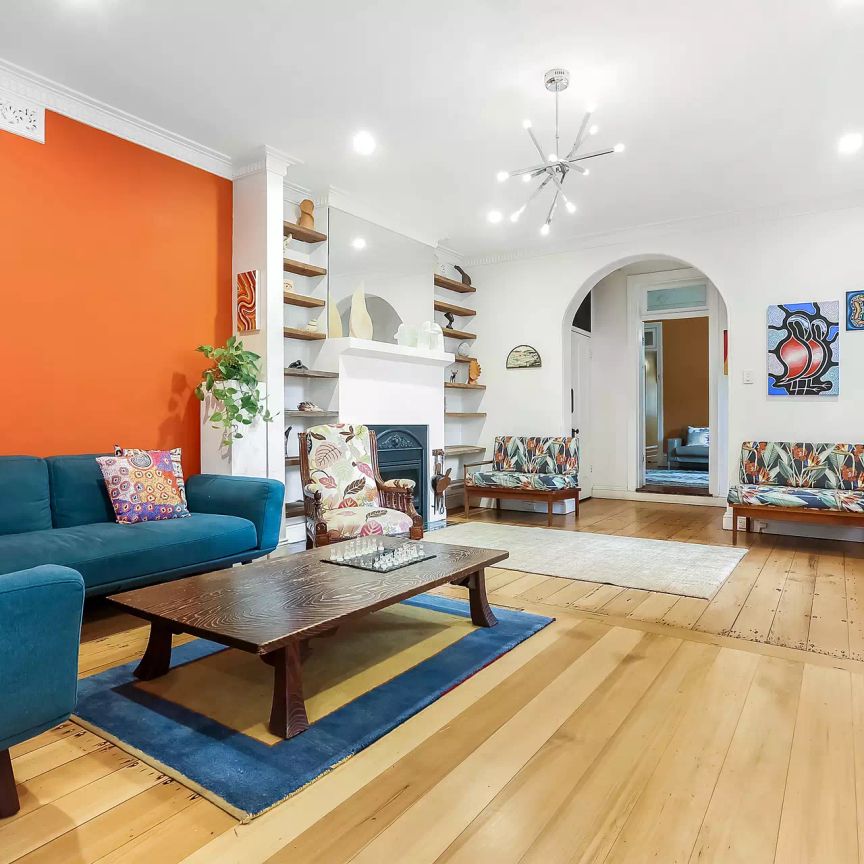 15 Macauley Street, Leichhardt - Photo 1