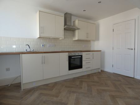 Kirby Rd Flat C - Photo 2