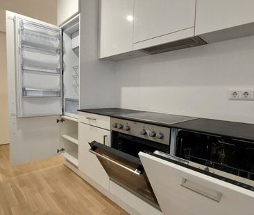 Sonnwendviertel: 1-Zimmer-Wohnung mit Balkon im 12. OG – Fitnessrau... - Photo 6