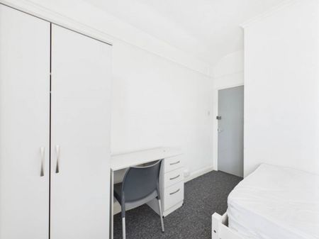 Tewkesbury Road, Longford, Gloucester, Gloucestershire, GL2 - Photo 4