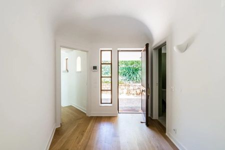 Cascais, Lisbon - Photo 2