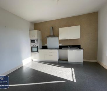 Location Maison 3 pièces 75m² PERIGUEUX 24000 - Photo 2