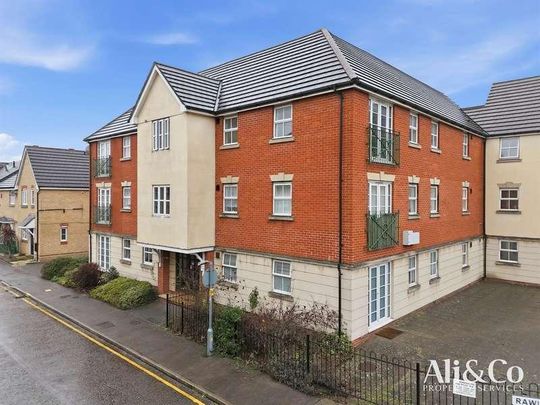 Rawlyn Close, Chafford Hundred, RM16 - Photo 1