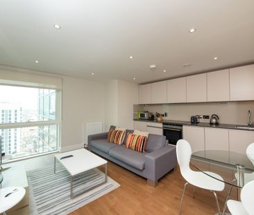 1 Bed Flat, Whitechapel High St, E1 - Photo 1