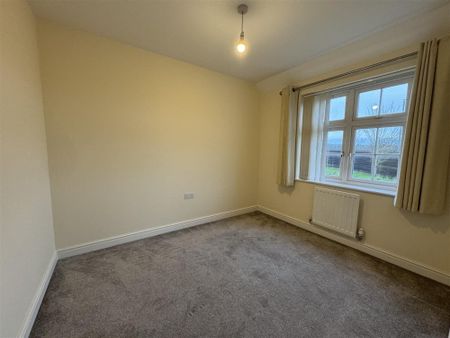 Bathpool, Taunton - Photo 2