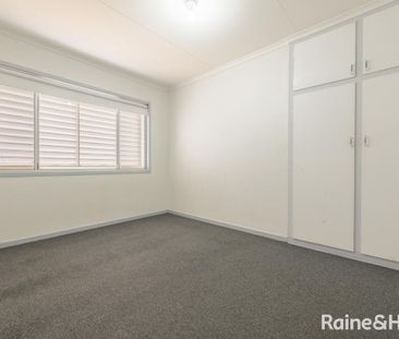 Spacious Family Home with Rumpus Room in Clinton - Photo 6