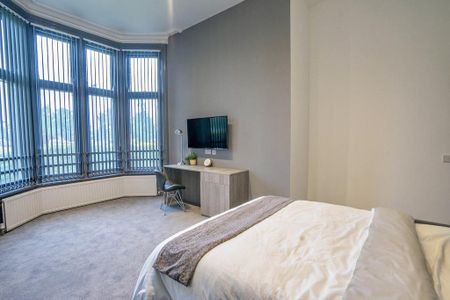 1 bedroom in a house share to rent - Photo 3