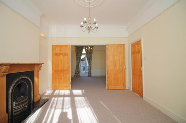 5 Bedroom House To Let - Photo 1