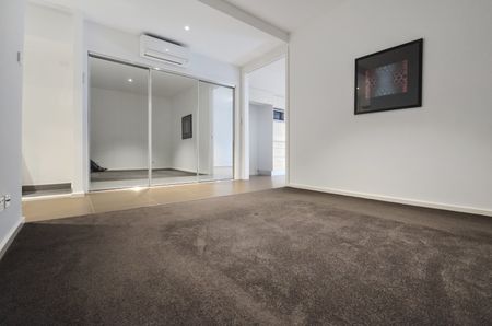 207/274 Darby Street, Cooks Hill NSW 2300 - Apartment For Rent | Domain - Photo 2