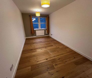 2 bedroom property to rent - Photo 4