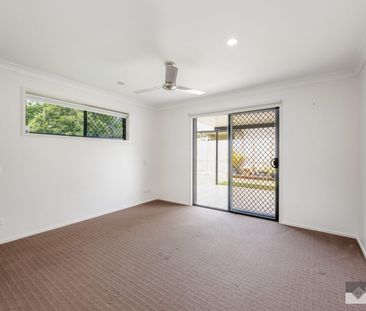 CHARMING 4 BEDROOM FAMILY HOME - Photo 1
