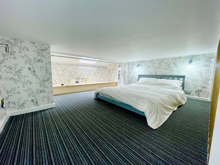 Holloway Road, Islington, London, N7 - Photo 3