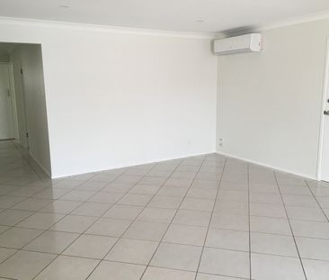 Stunning Home in Paradise Point - Photo 5