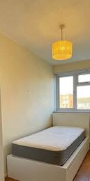 Room in a Shared House, Sambrook House, E1 - Photo 1